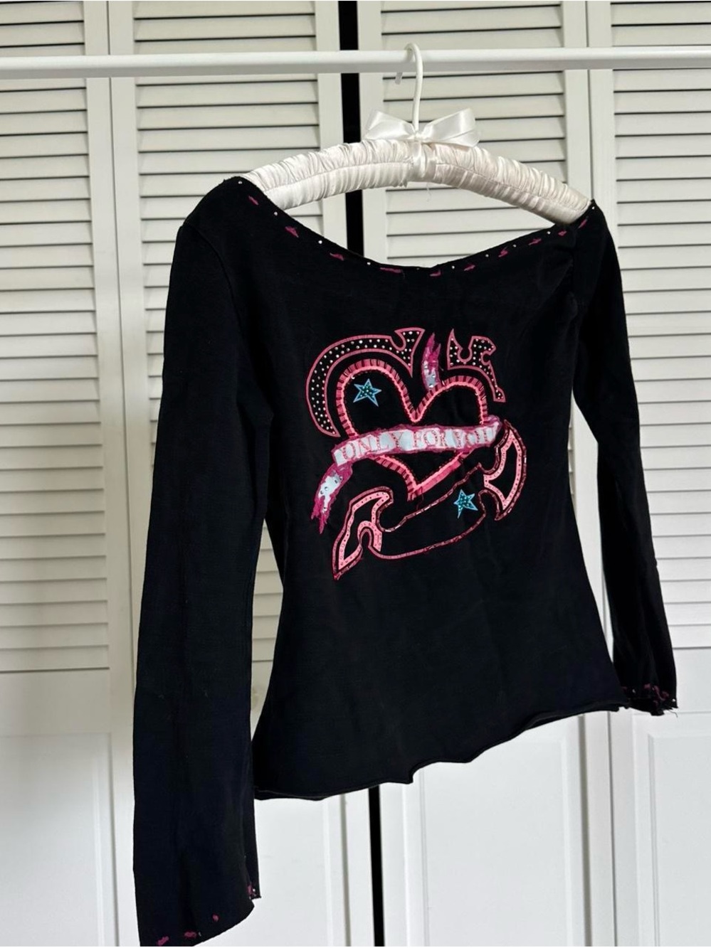 2000s graphic top Louise FD